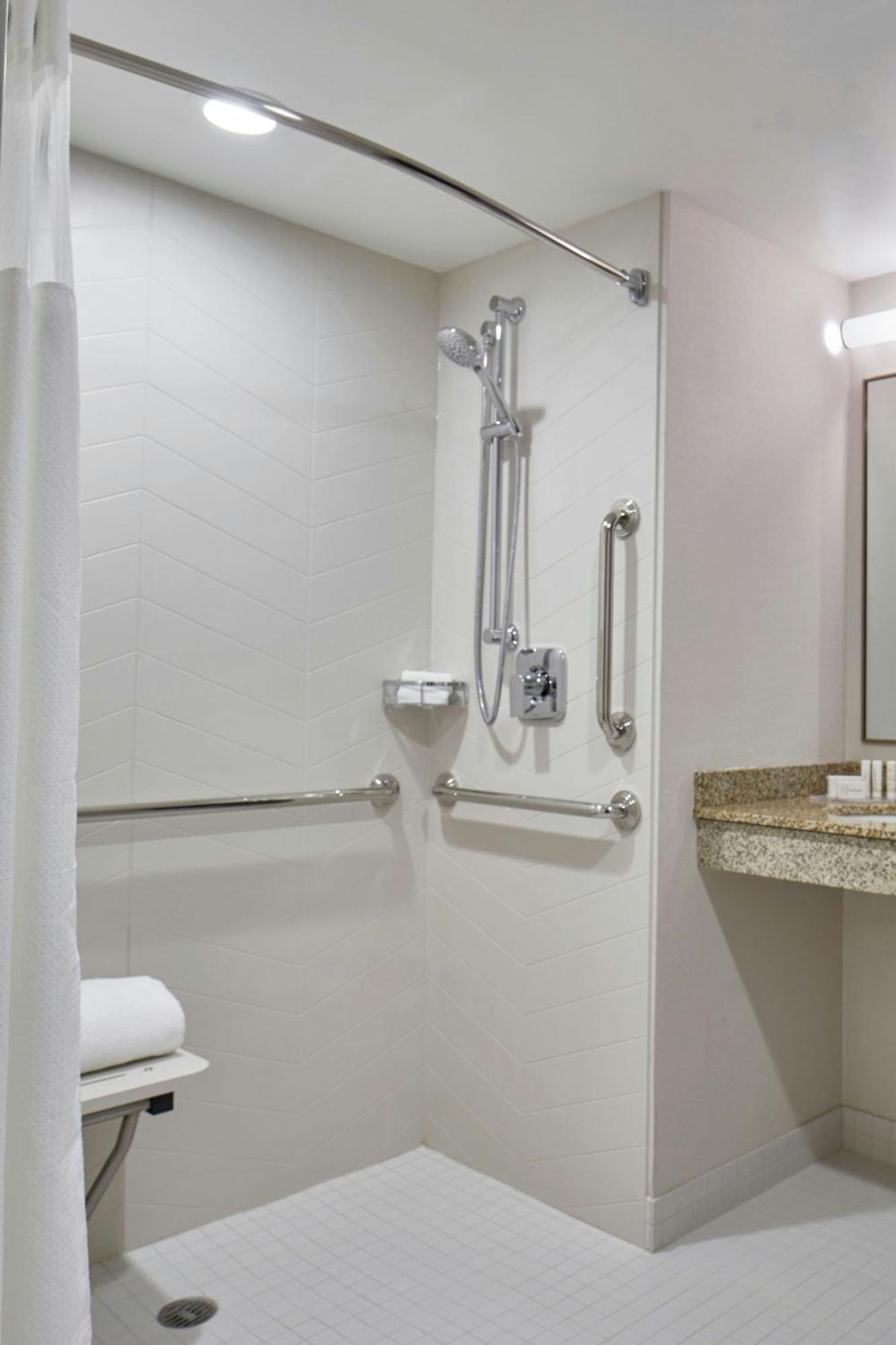 Fairfield Inn & Suites By Marriott Albany Airport Extérieur photo